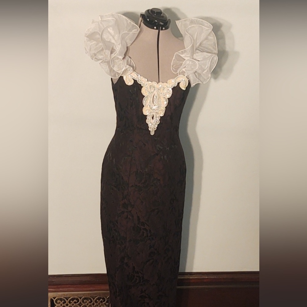 Super stunning vintage black and white sequin gown 80’s dress size 12